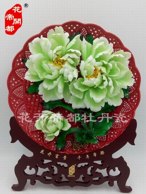 買洛陽牡丹瓷怎樣才能慧眼識花呢